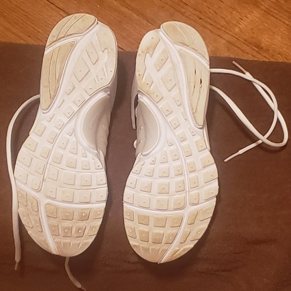 Nike Prestos - Picture 12 of 14